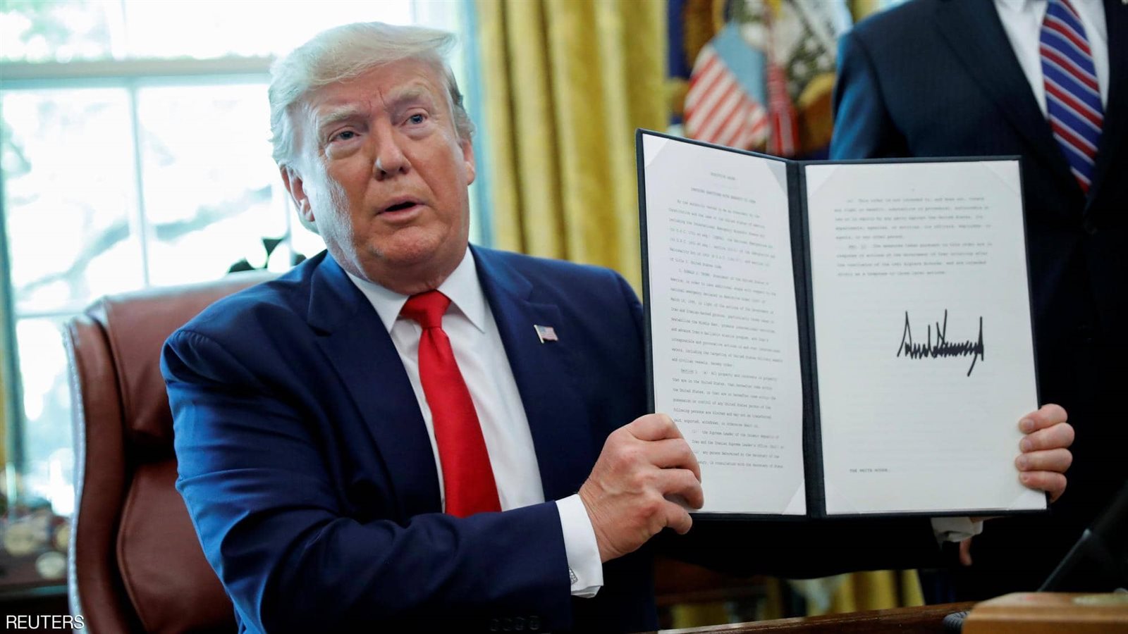 ترامب وقع أمرا تنفيذيا بفرض عقوبات على خامنئي