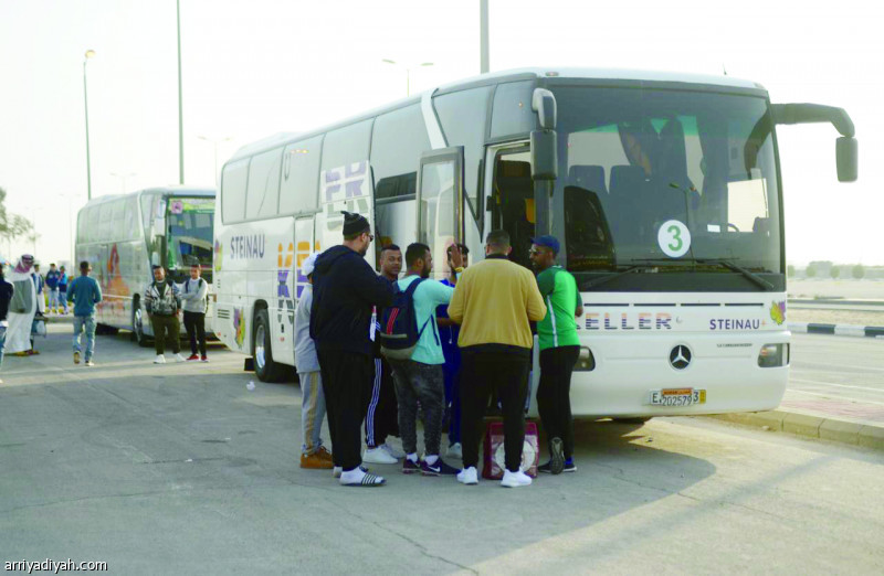 حكم الصلاة في الحافلة حكم الصلاة في الحافلة