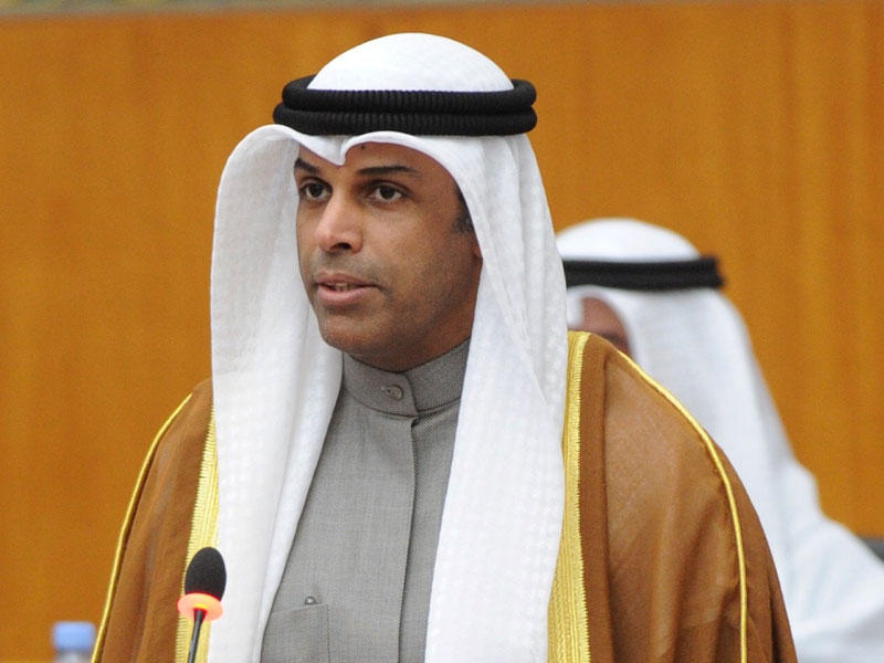 وزير النفط والكهرباء والمياه الكويتي الدكتور خالد الفاضل وزير النفط والكهرباء والمياه الكويتي الدكتور خالد الفاضل