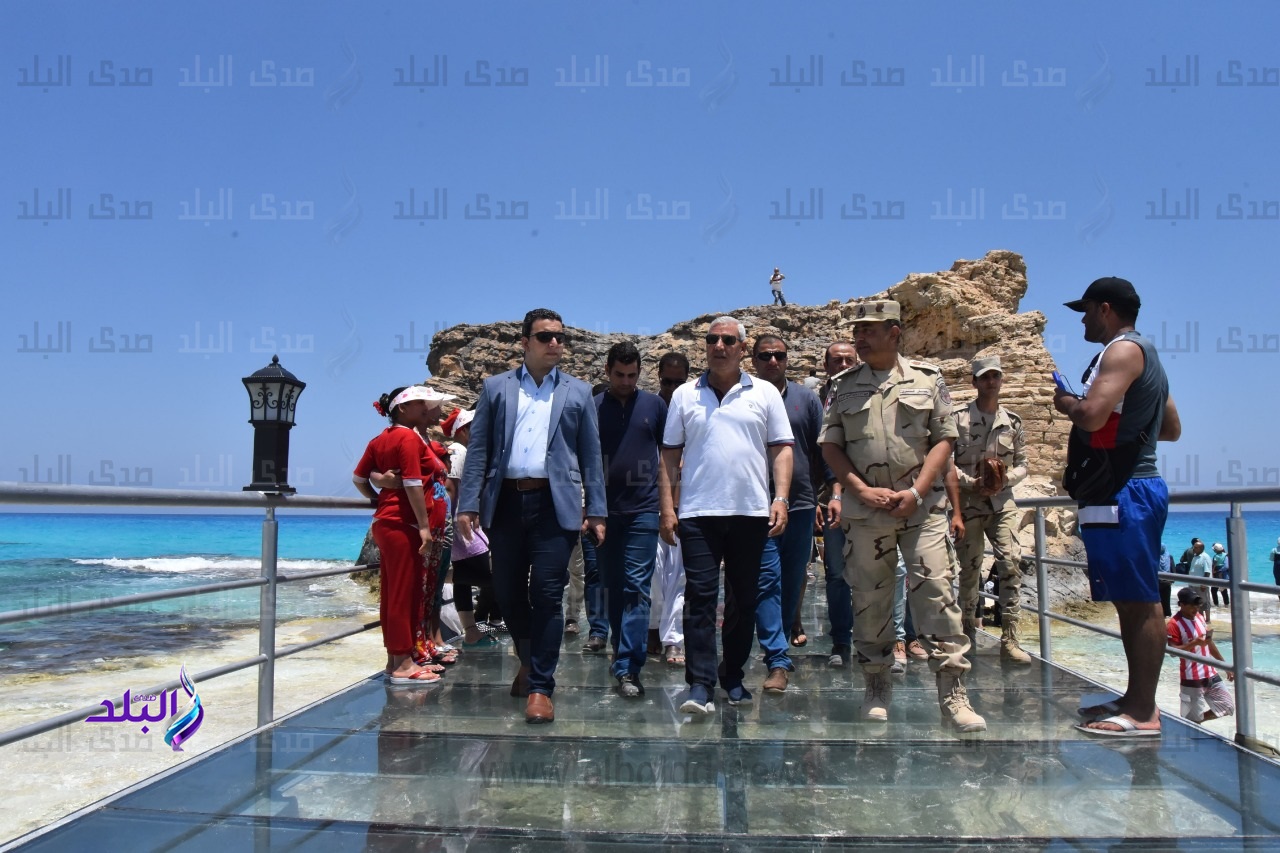 اللواء مجدى الغرابلى محافظ مطرح