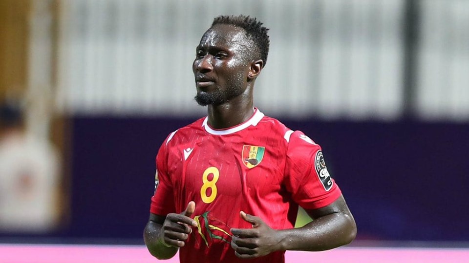 ناب كيتا لاعب منتخب غينيا ناب كيتا لاعب منتخب غينيا