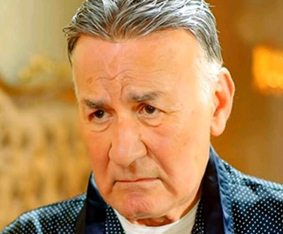 عزت ابو عوف