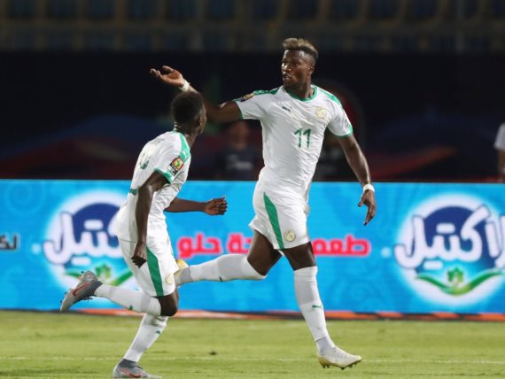لاعبا منتخب السنغال لاعبا منتخب السنغال