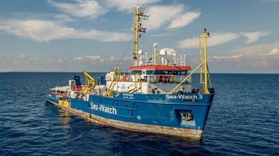 ميناء دمياط يستقبل 10 سفن حاويات وبضائع عامة