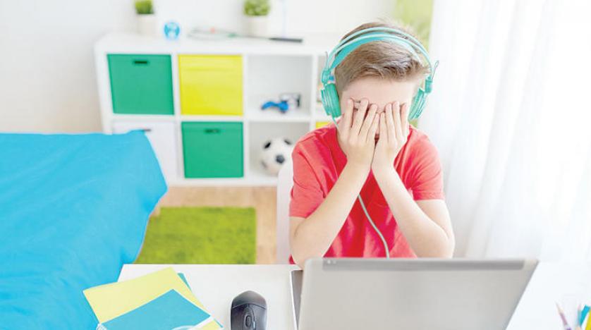 التنمر الإلكتروني