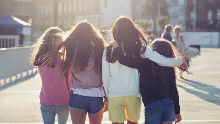 لتكوين صداقات جديدة.. 3 نصائح فعالة لبناء علاقات قوية