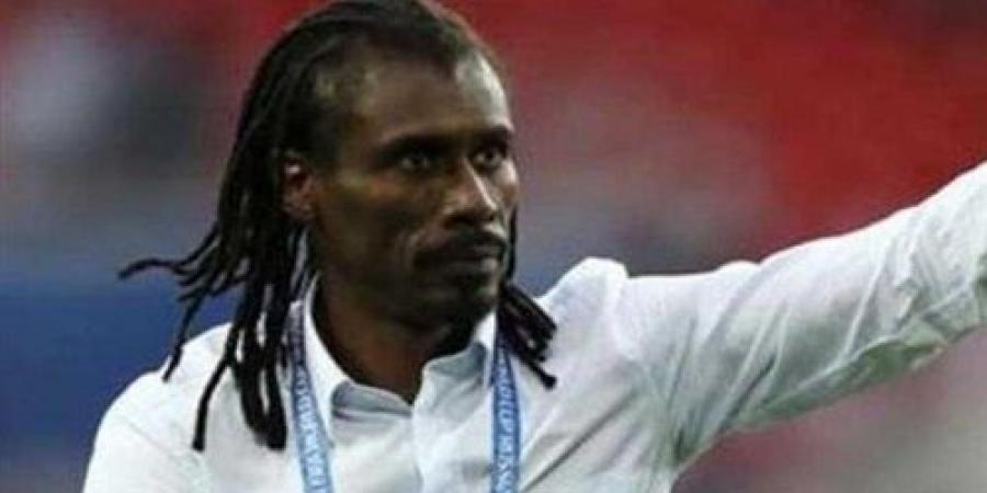 سيسيه، المدير الفني للسنغال المران 