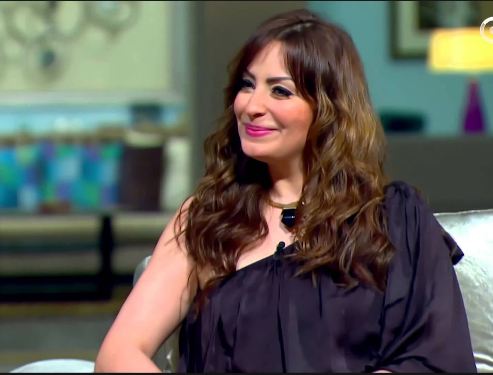 بجيب قصير وبلوزة شفافة.. نيرمين الفقي تبرز أنوثتها بجيب قصير وبلوزة شفافة.. نيرمين الفقي تبرز أنوثتها