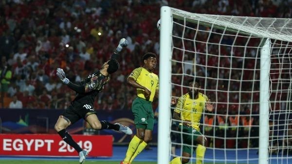 جانب من لقاء جنوب أفريقيا ومصر