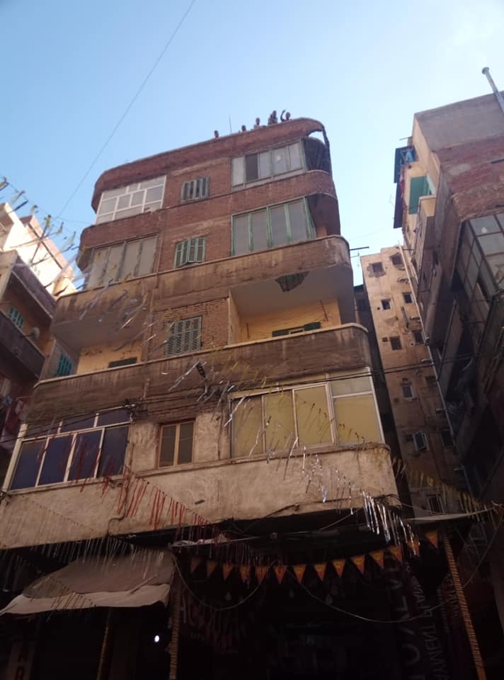 سقوط أجزاء من عقار بالجمرك