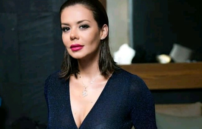 ايمي سالم 