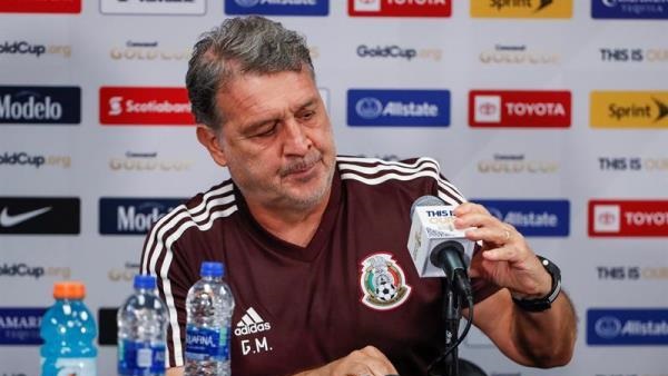 الأرجنتيني جيراردو مارتينو المدير الفني لمنتخب المكسيك الأرجنتيني جيراردو مارتينو المدير الفني لمنتخب المكسيك