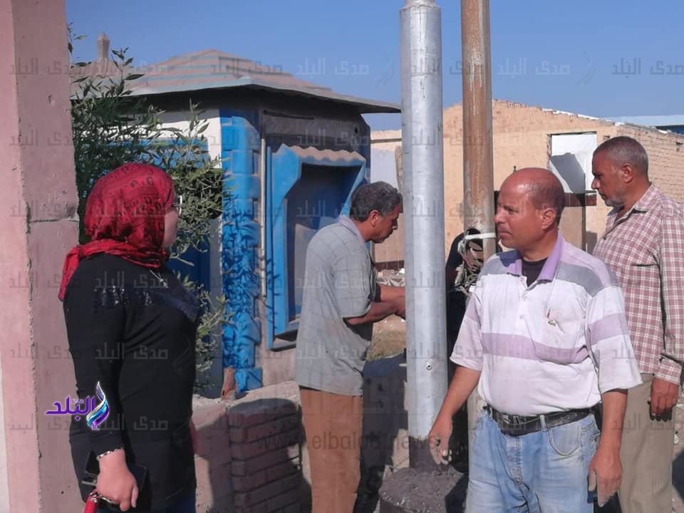 حملات صيانه دورية لتركيب كشافات حديثه لأعمدة الإنارة لتأمين