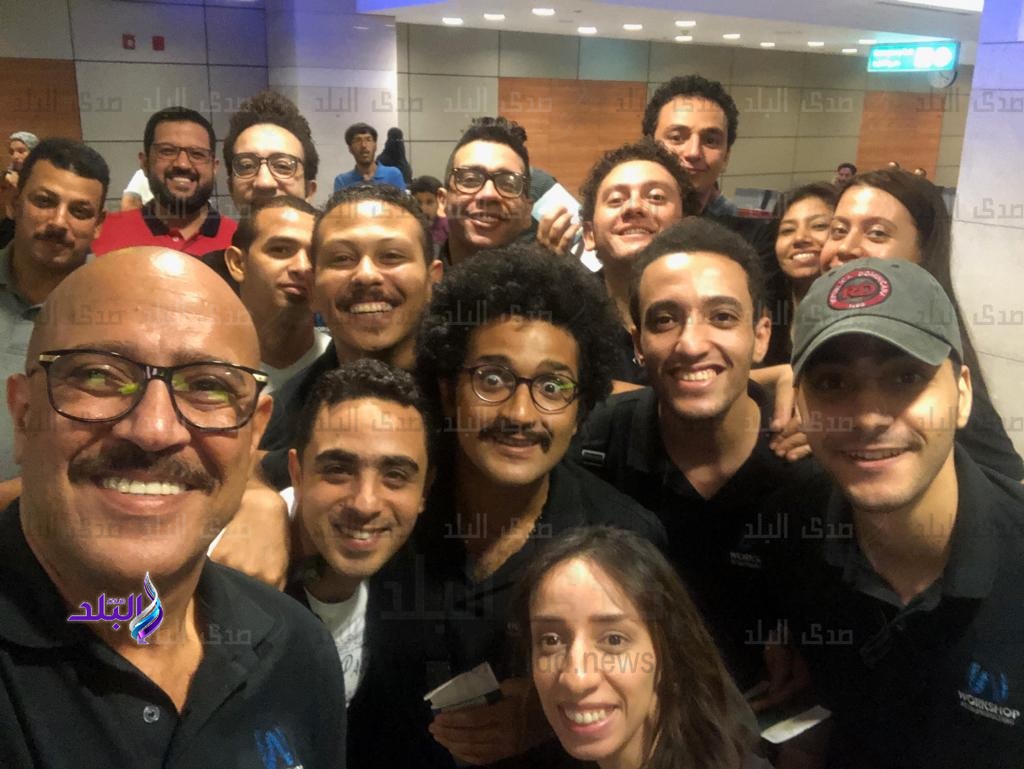 أشرف عبدالباقي وأعضاء فرقته