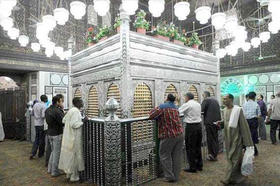 الصلاة في مسجد بها ضريح الصلاة في مسجد بها ضريح