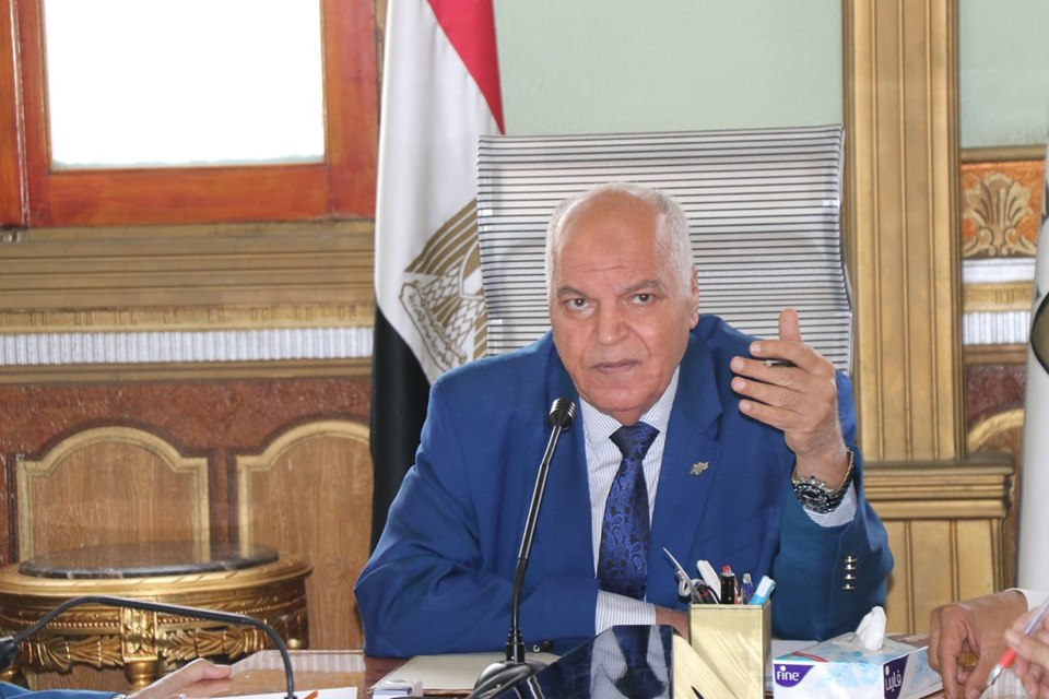 خلف الزناتى نقيب المعلميين خلف الزناتى نقيب المعلميين