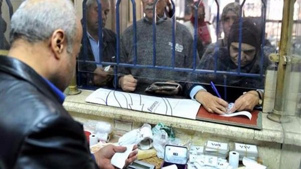 موظفين على المعاش