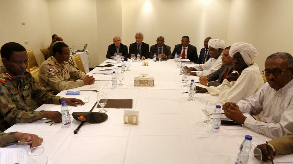 اجتماعات المجلس العسكري وقوى الحرية والتغيير في السودان اجتماعات المجلس العسكري وقوى الحرية والتغيير في السودان