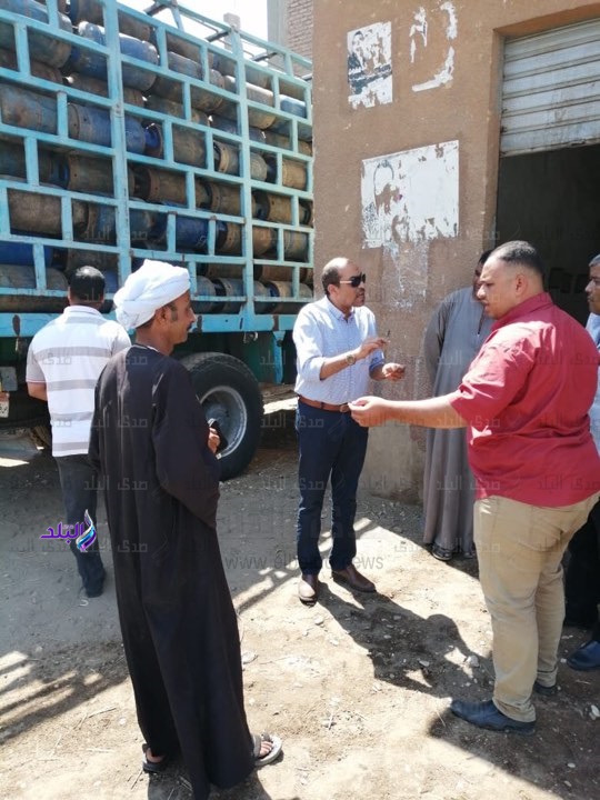 تحرير 42 مخالفة تموينية في حملة بالأقصر .. صور تحرير 42 مخالفة تموينية في حملة بالأقصر .. صور