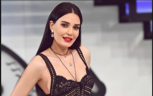 سيرين عبد النور تبهر متابعيها بإطلالة جذابة سيرين عبد النور تبهر متابعيها بإطلالة جذابة