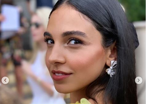 سلمي ابو ضيف تستمر في آثارة الجدل بإطلالة جريئة سلمي ابو ضيف تستمر في آثارة الجدل بإطلالة جريئة