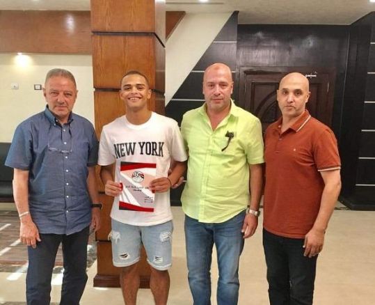 توقيع طارق الدالي للاتحاد توقيع طارق الدالي للاتحاد