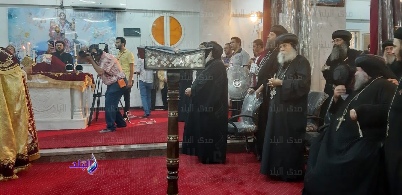 بدء مراسم تجليس الأنبا ثاؤفيلس اسقفا لإيبارشية منفلوط بدء مراسم تجليس الأنبا ثاؤفيلس اسقفا لإيبارشية منفلوط