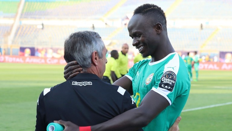 الان جيريس مع ساديو ماني الان جيريس مع ساديو ماني