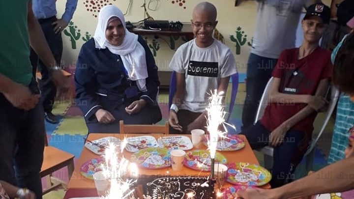 الطالب أثناء الإحتفال الطالب أثناء الإحتفال