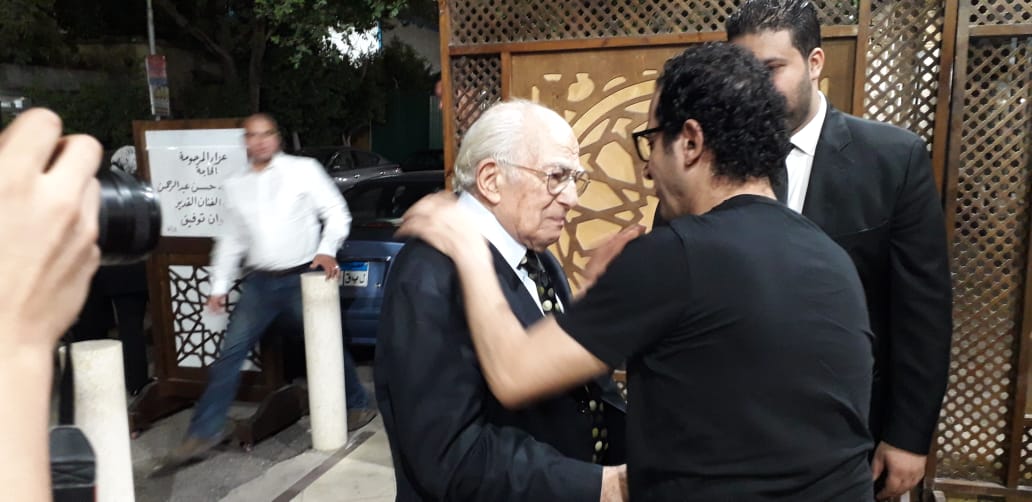 عزاء زوجة الفنان رشوان توفيق عزاء زوجة الفنان رشوان توفيق