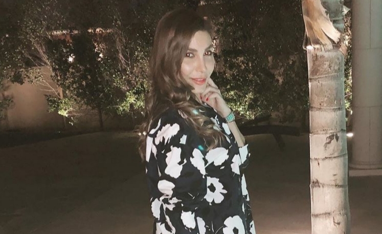 يارا تلفت الأنظار بإطلالة ناعمة يارا تلفت الأنظار بإطلالة ناعمة