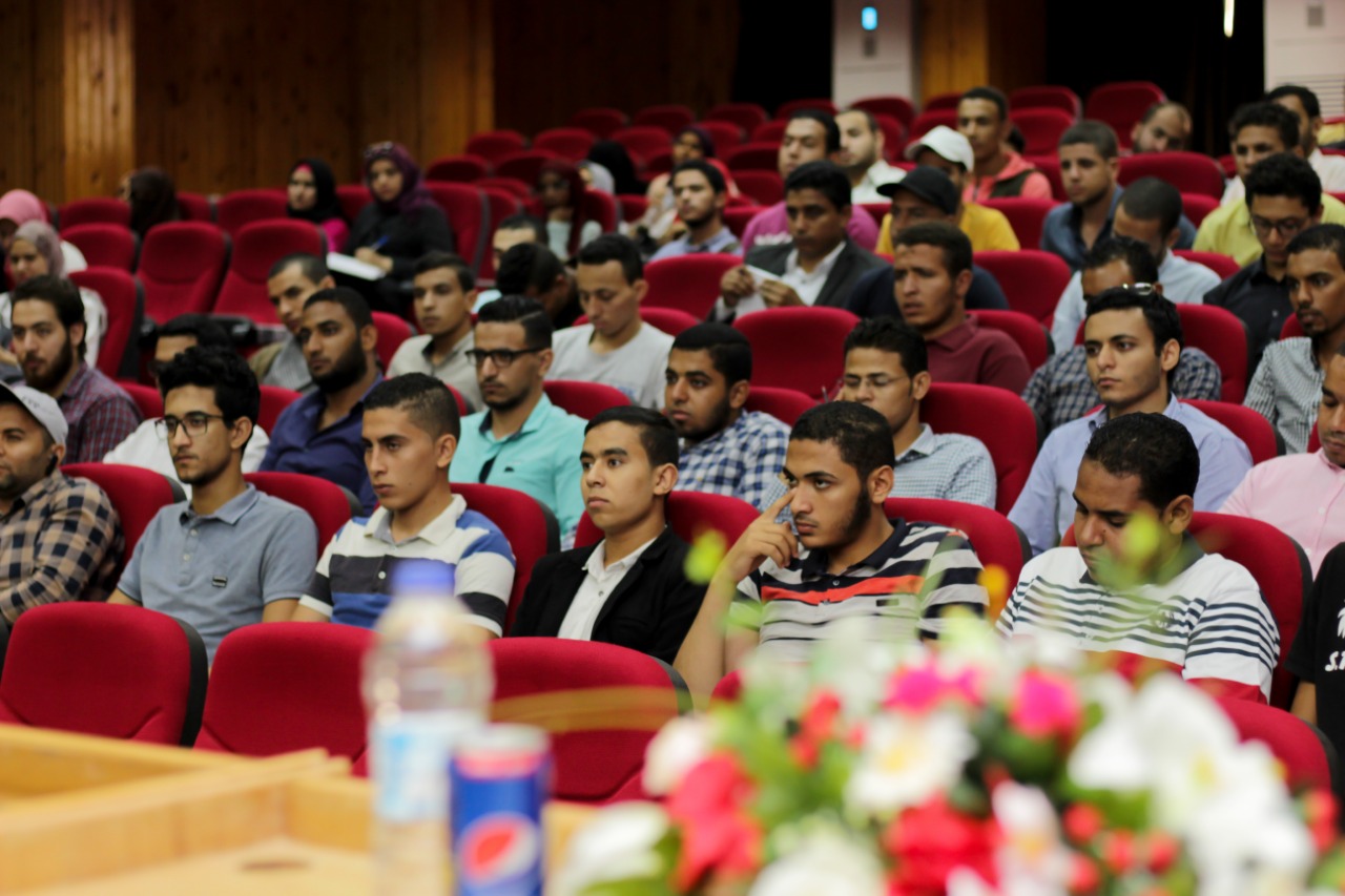 طلاب جامعة الأزهر