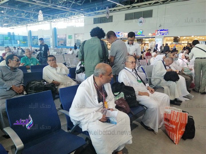 الحجاج في مطار القاهرة الحجاج في مطار القاهرة