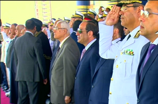 الرئيس يشهد حفل تخرج حفل تخرج دفعة جديدة من طلبة كلية الشرطة