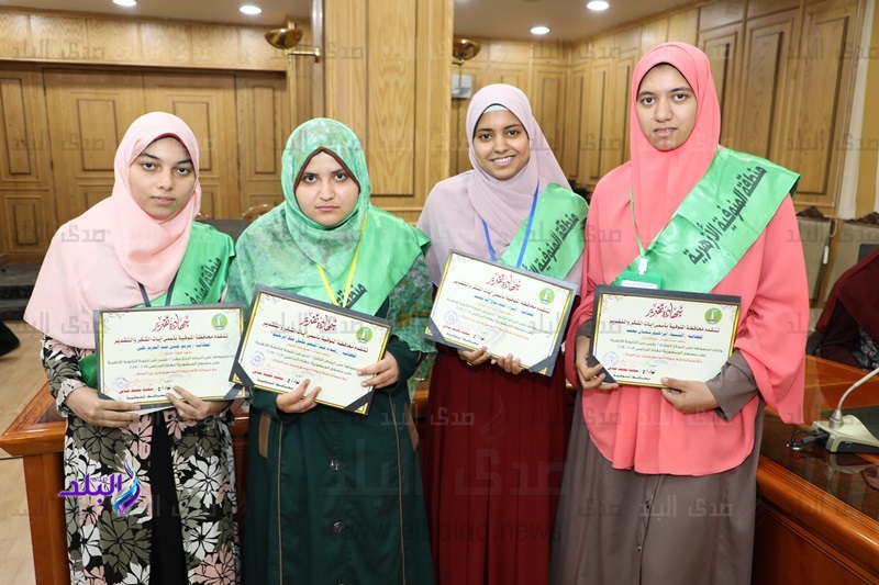 اوائل الثانوية الأزهرية بالمنوفية