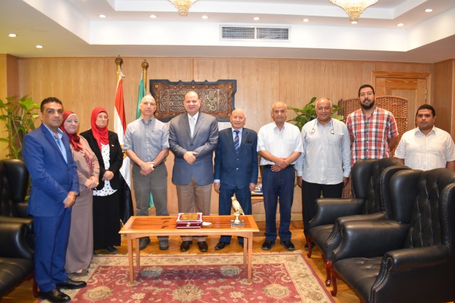 محافظ الفيوم يبحث مع مقيم برنامج الأمم المتحدة الإنمائي