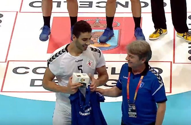 محسن رمضان نجم منتخب شباب اليد محسن رمضان نجم منتخب شباب اليد