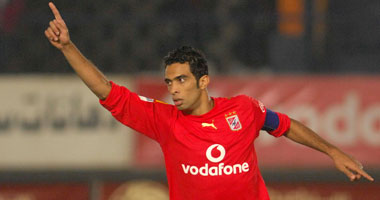 لاعب الاهلى الاسبق شادى محمد لاعب الاهلى الاسبق شادى محمد