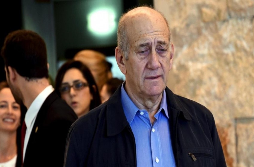 إيهود أولمرت يلغي زيارة إلى سويسرا خشية الاعتقال