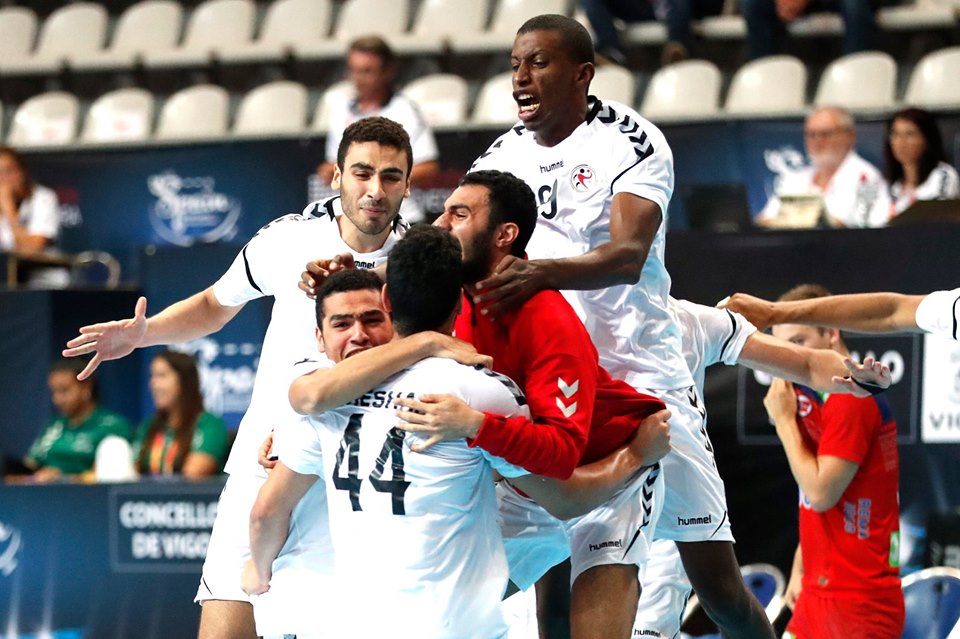 منتخب شباب اليد