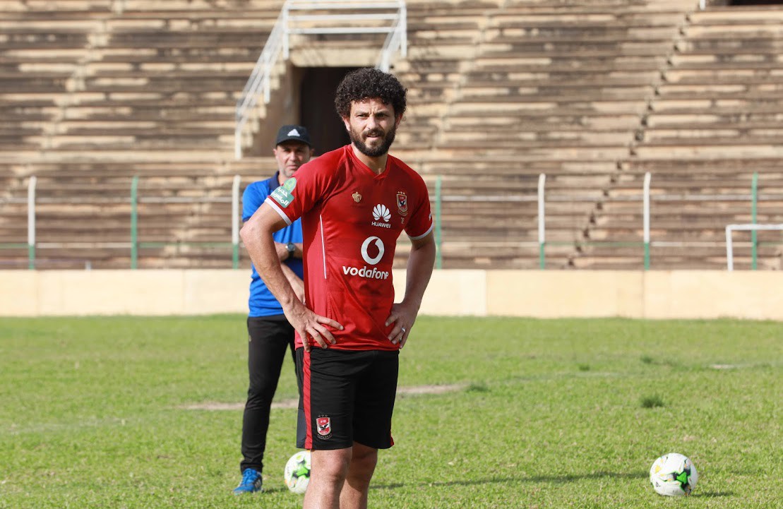 حسام غالي نجم النادي الاهلي حسام غالي نجم النادي الاهلي