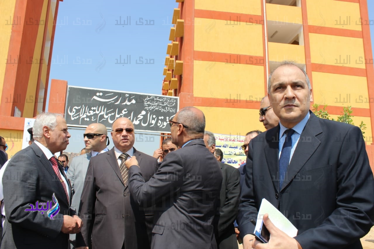 افتتاح مدرستين جديدتين