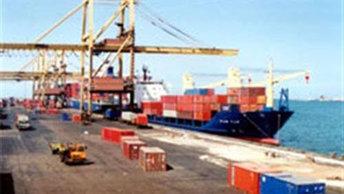 تفريغ 3390 طن رخام وتداول 27 سفينة بموانئ بورسعيد