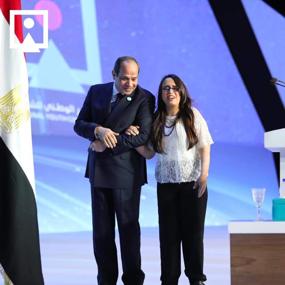 الرئيس عبد الفتاح السيسي وهديل ماجد الرئيس عبد الفتاح السيسي وهديل ماجد