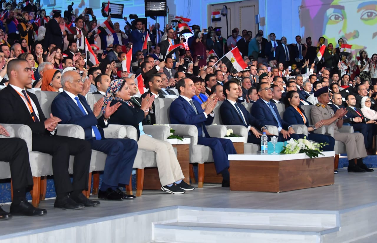 الرئيس عبدالفتاح السيسى  الرئيس عبدالفتاح السيسى