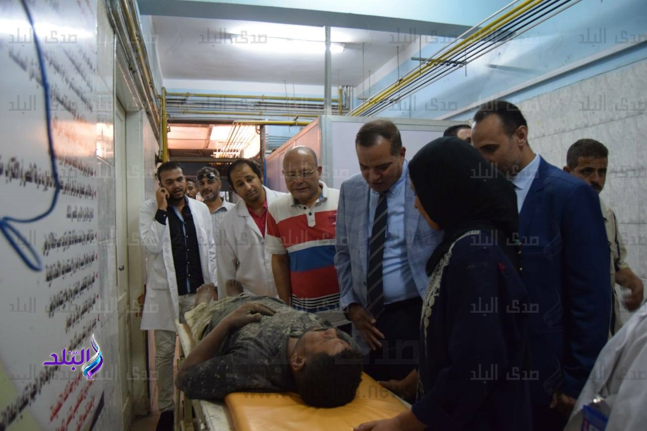 إصابة 5 عمال بسبب سقوط جزء من سقف الدور الاول في جامعة سوهاج