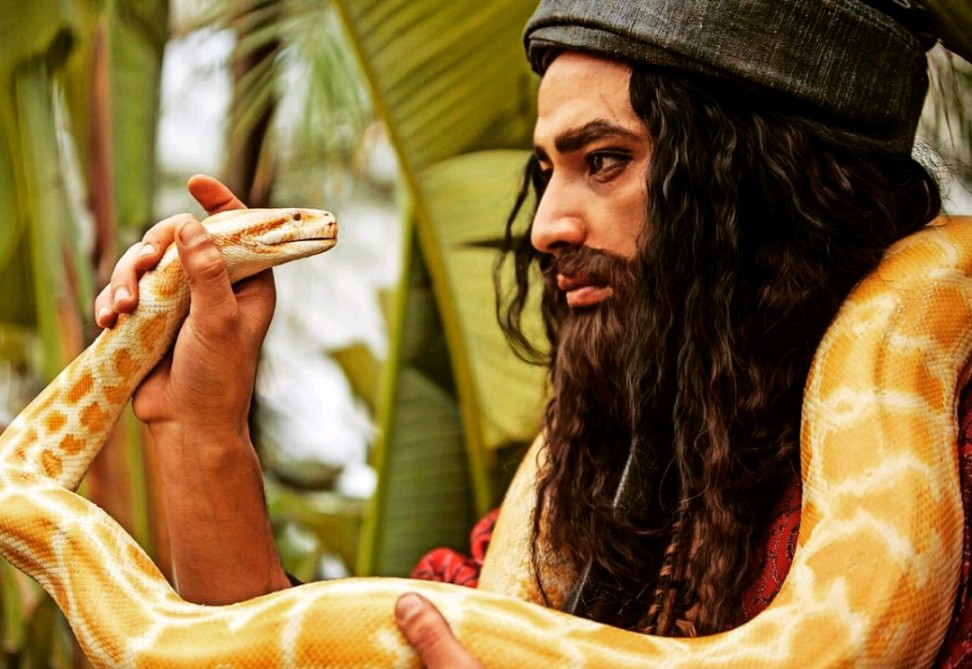احمد خالد صالح فيلم الفيل الازرق2 احمد خالد صالح فيلم الفيل الازرق2