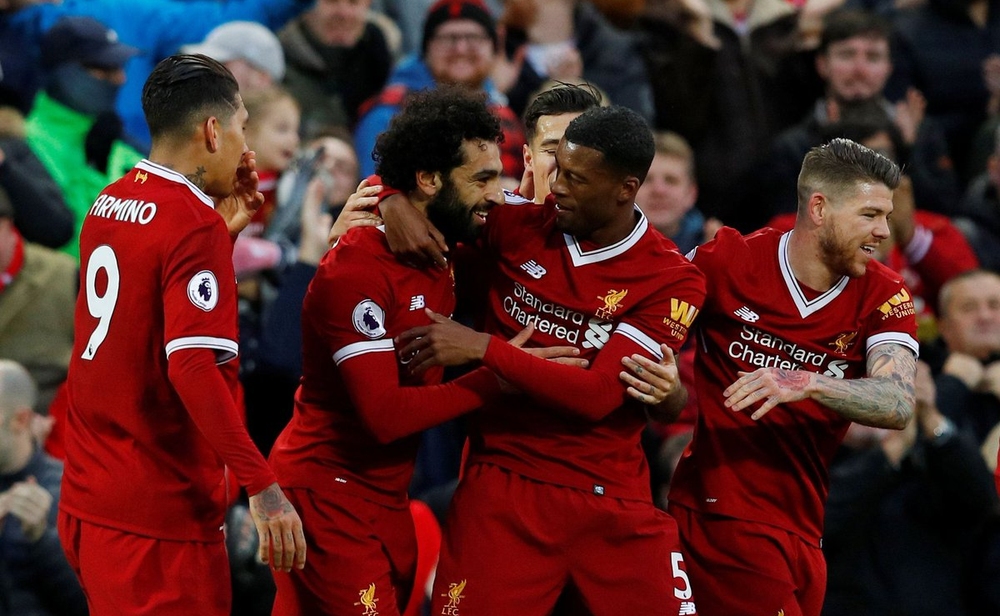 فرحة لاعبي ليفربول فرحة لاعبي ليفربول