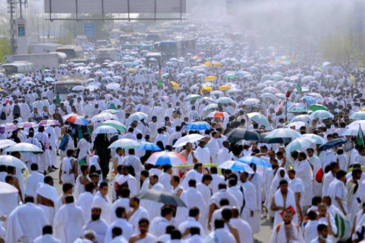 ضيوف الرحمن يتوافدون لمشعر منى لقضاء يوم التروية  ضيوف الرحمن يتوافدون لمشعر منى لقضاء يوم التروية