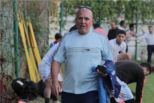 صبرى المنياوى مدير الكرة بالإسماعيلى صبرى المنياوى مدير الكرة بالإسماعيلى